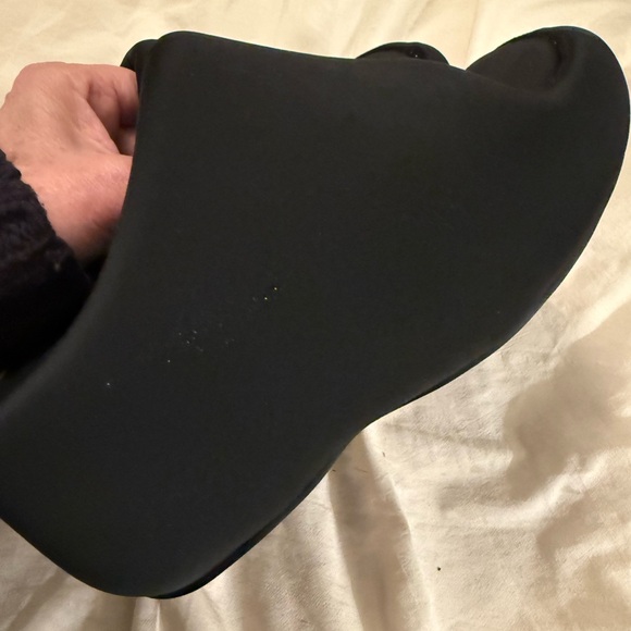 Jeffrey Campbell Black Women's Slide slip ins puffy soft - Picture 9 of 9